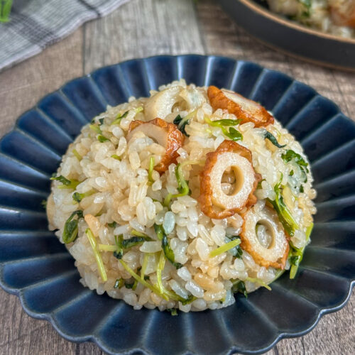 コスパ最強♩豆苗ちくわ炒飯