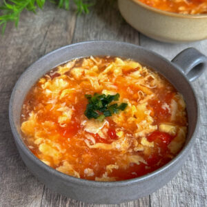 酸味がたまらん♩トマたまサンラータン