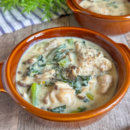 煮るだけで簡単♩鶏肉とほうれん草のクリーム煮