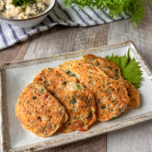 混ぜて焼くだけ♩ニラ豆腐もち