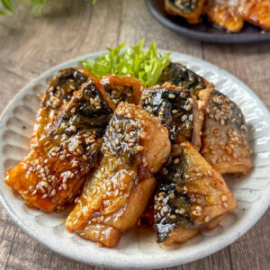 ご飯泥棒すぎる♩鯖のごま照り焼き