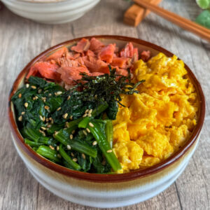 栄養満点♩塩鮭３色丼